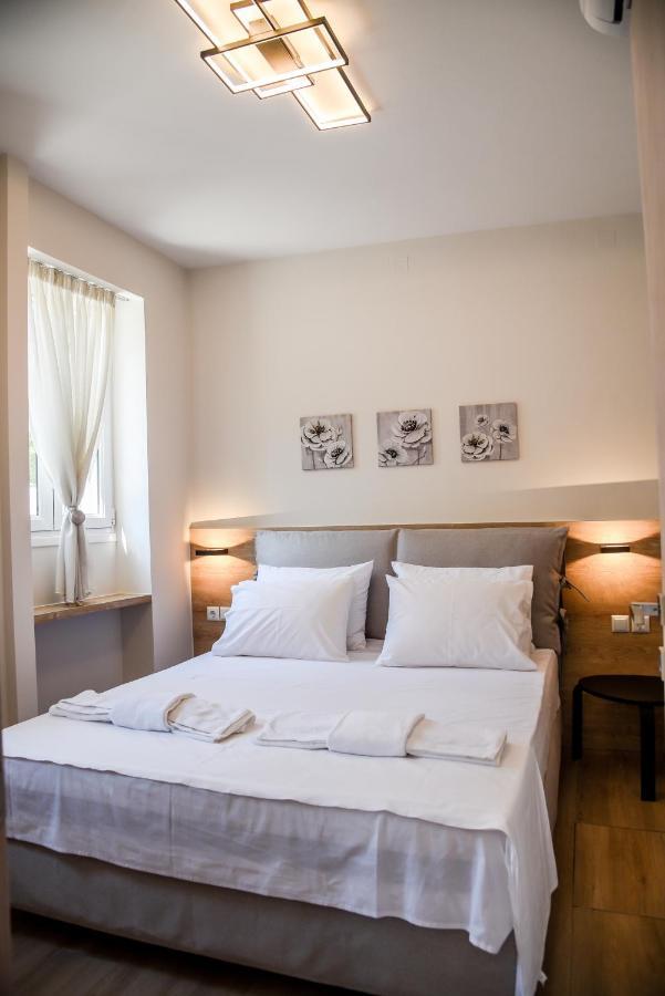 Chrysanthi'S Apartment Preveza Buitenkant foto
